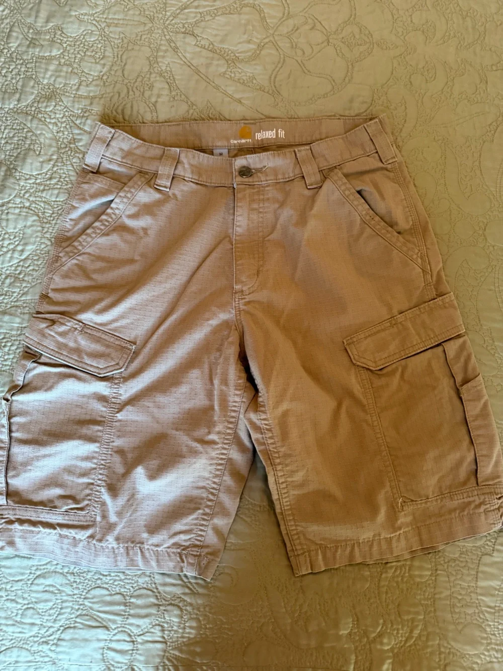 *Sold* Carhartt Relaxed Fit Ripstop Cargo Shorts Tan Hiking Utility Size 32